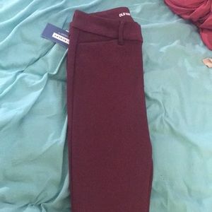 maroon pants